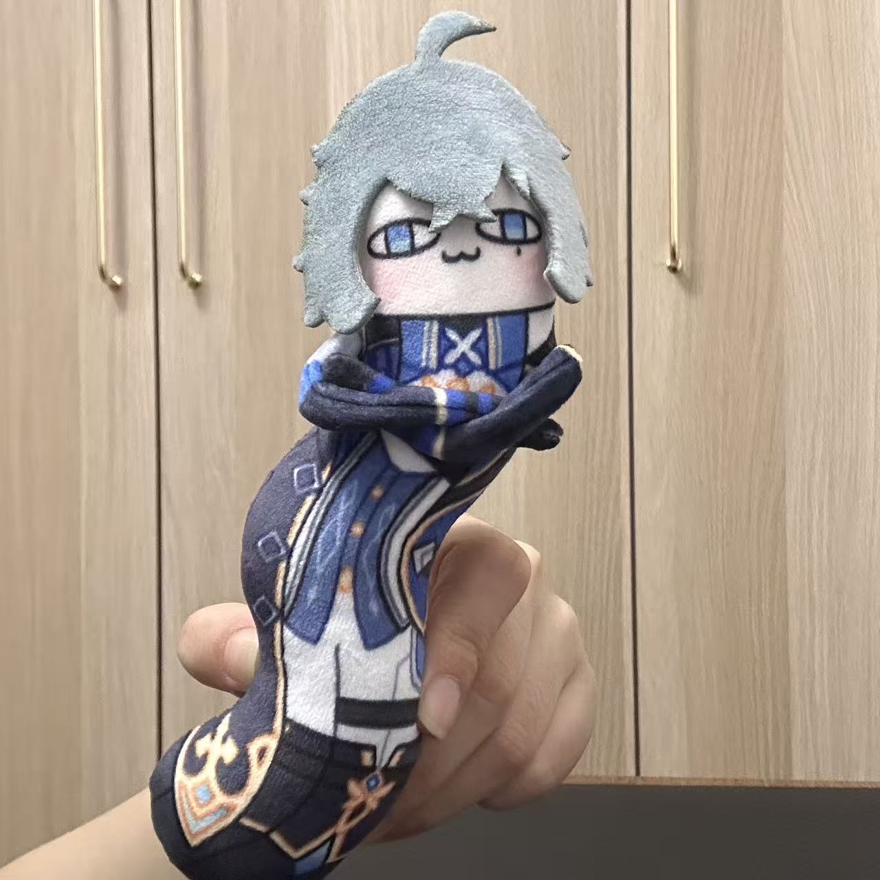 18cm Funny Genshin Impact Lohe - огляд і ціна Cosplay Plushie Prop