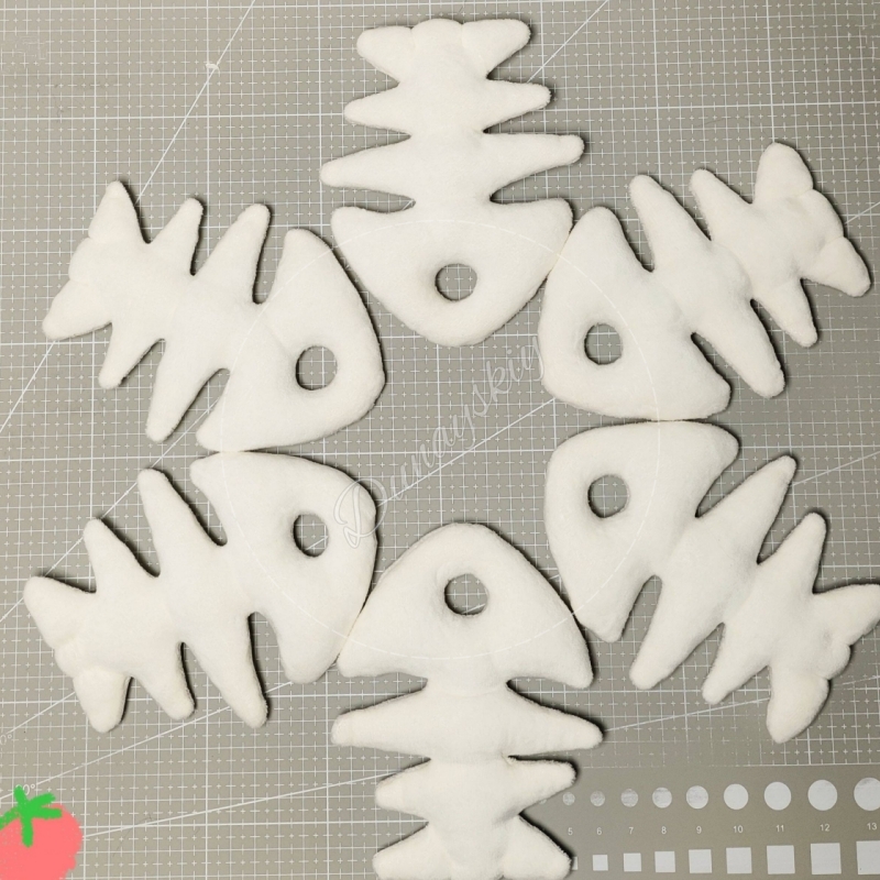 Plush Fishbone Keychain For Fu - огляд і ціна Fishbones Cosplay Prop