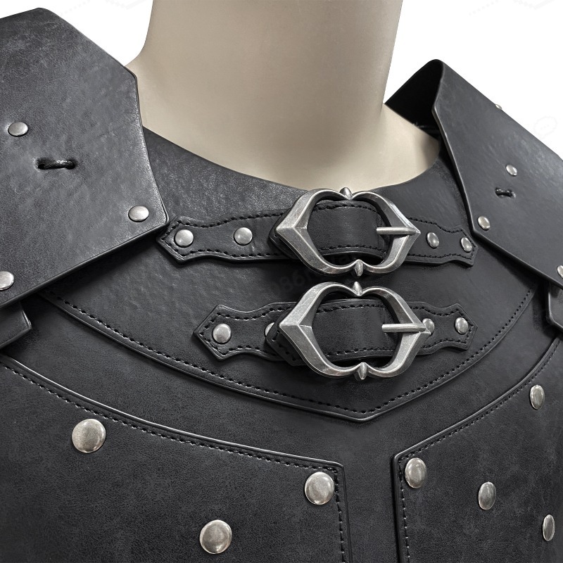 Medieval Studded Shoulder Ches - огляд і ціна Cosplay Props