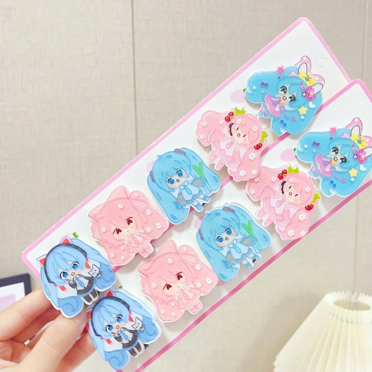 Hatsune Miku cartoon hair clip - огляд і ціна Cosplay Floating Prop